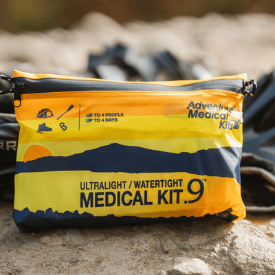adventure-medical-kits-ultralight-watertight-9-erste-hilfe-set-wasserdichtes-out image 6